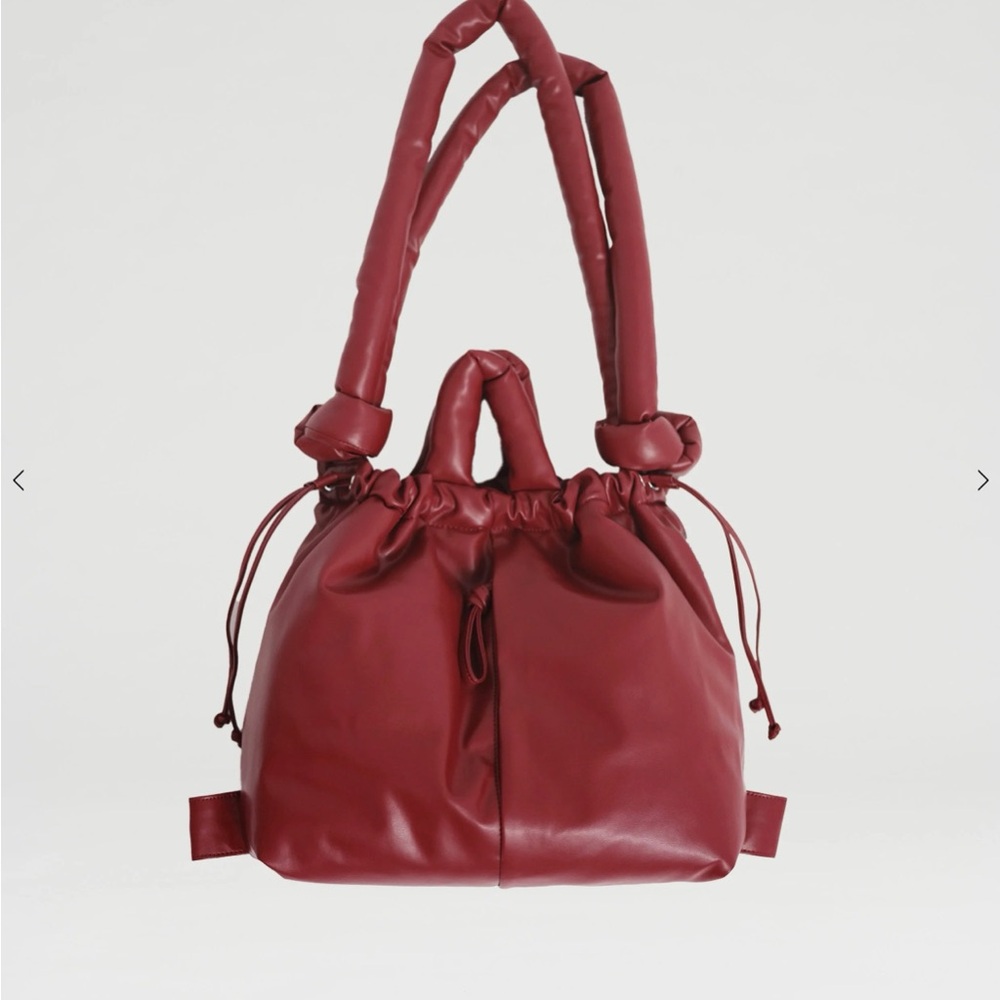 ÖLEND Ona Bag in Vegan Cherry Red Leather